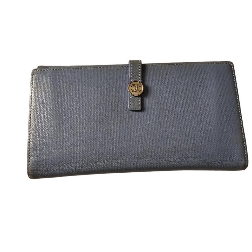 CHANEL Vintage CC Button Long Bifold Wallet Purse Leather Blue Made In Spain EUC - Picture 8 of 16
